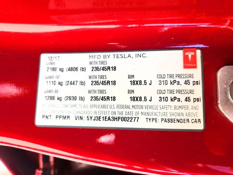 2017 TESLA MODEL 3   