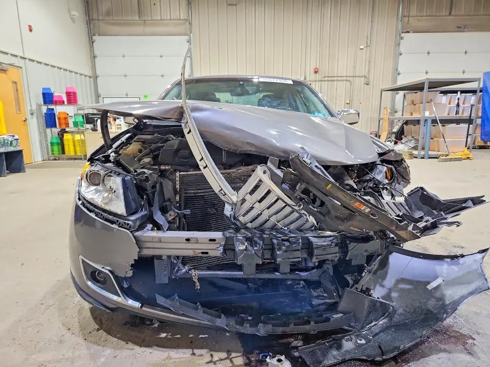 2012 LINCOLN MKZ   