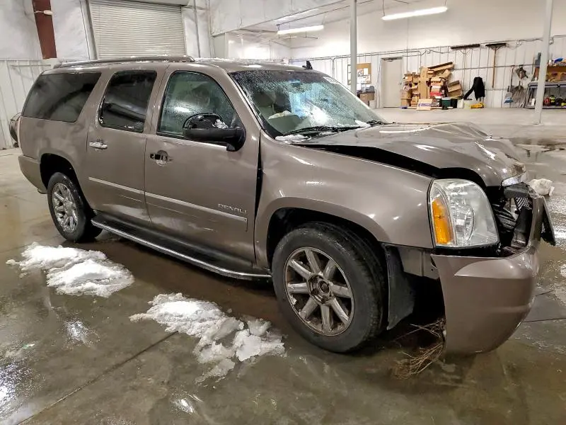 2013 GMC YUKON XL DENALI  