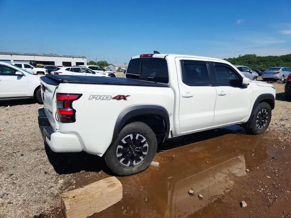 2024 NISSAN FRONTIER PRO-4X  