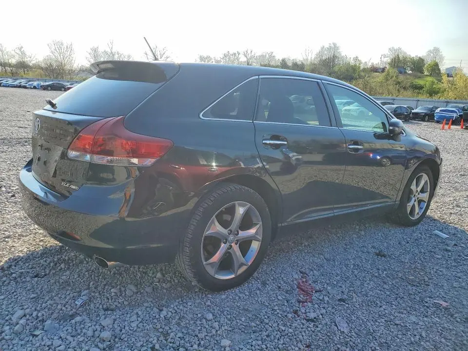 2013 TOYOTA VENZA XLE  