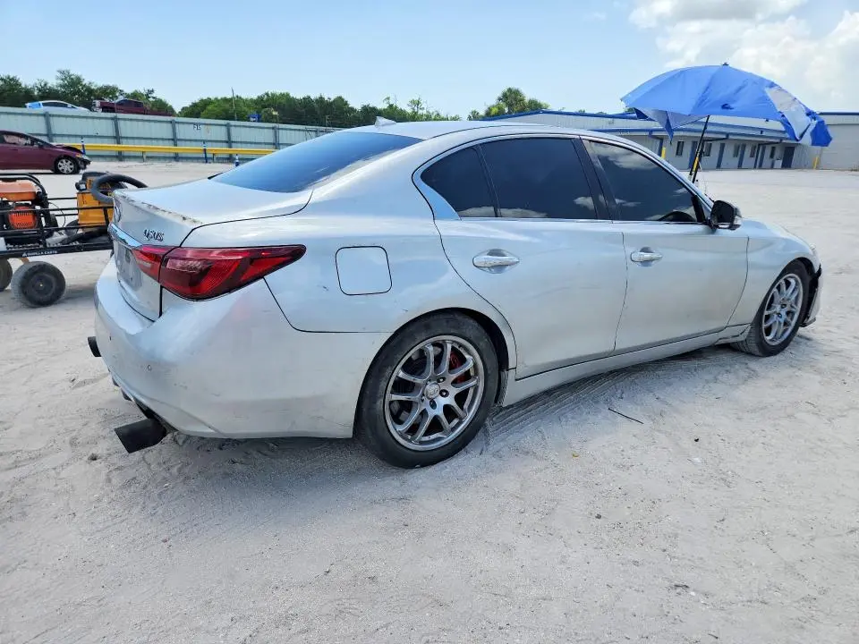 2017 INFINITI Q50 RED SPORT 400  
