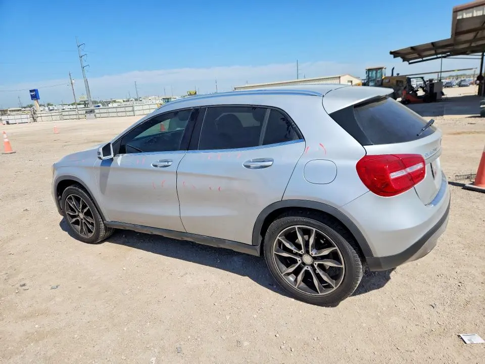 2016 MERCEDES-BENZ GLA 250  