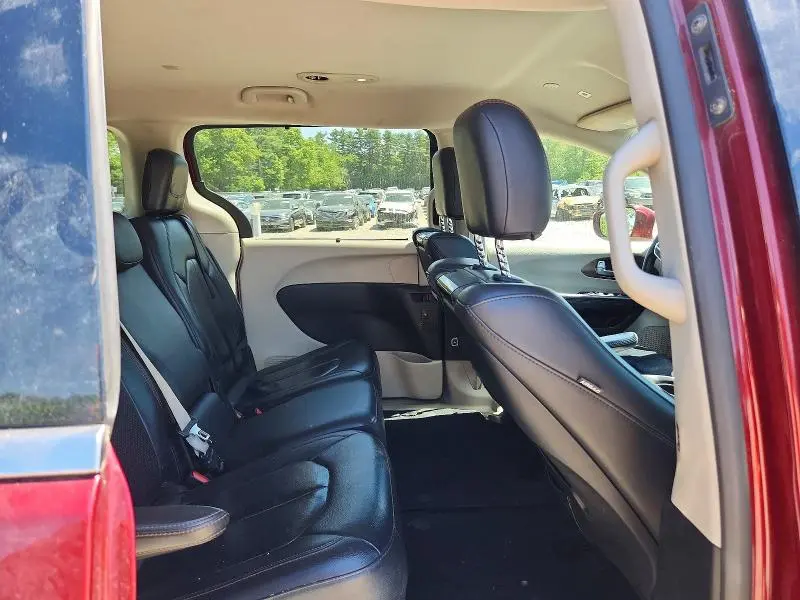 2018 CHRYSLER PACIFICA TOURING L PLUS  