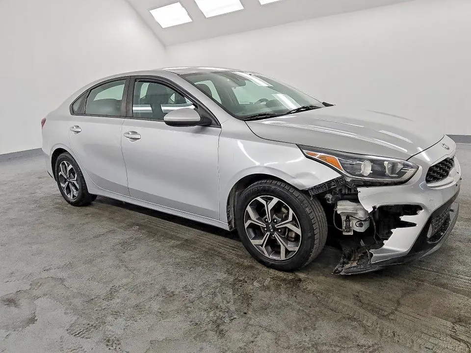 2019 KIA FORTE LXS  