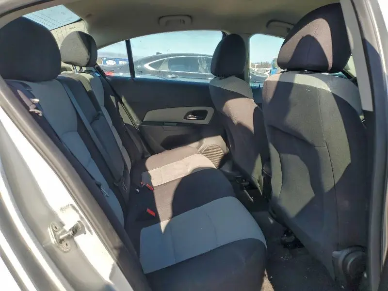 2013 CHEVROLET CRUZE LS  