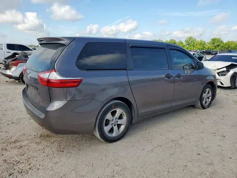 2017 TOYOTA SIENNA   