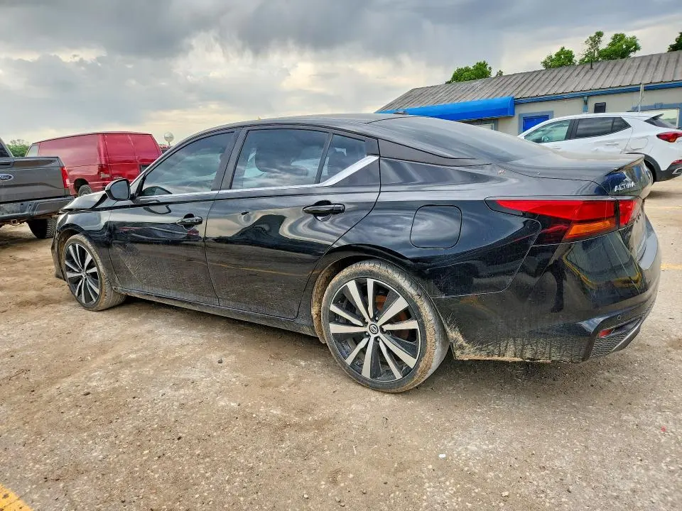 2020 NISSAN ALTIMA SR  