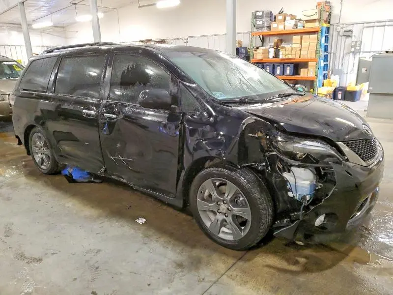 2015 TOYOTA SIENNA SPORT  