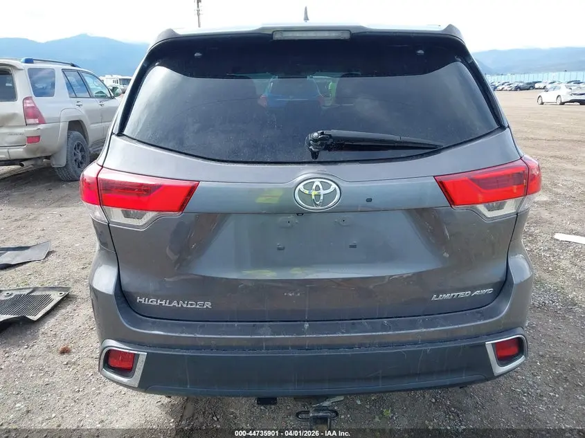 2019 TOYOTA HIGHLANDER LIMITED