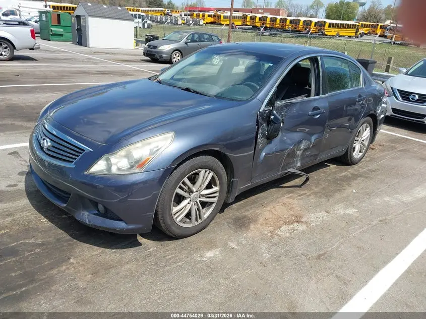 2012 INFINITI G37 JOURNEY