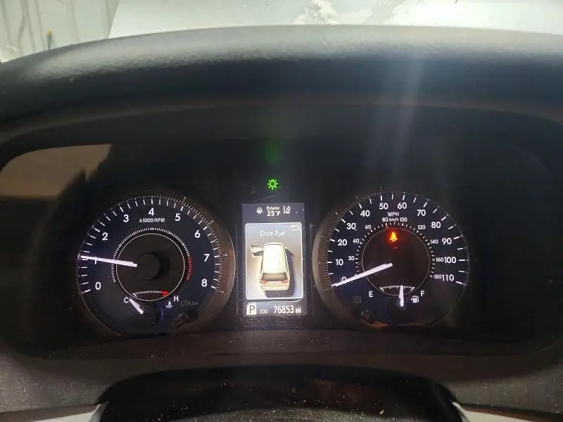 2018 TOYOTA SIENNA LE  