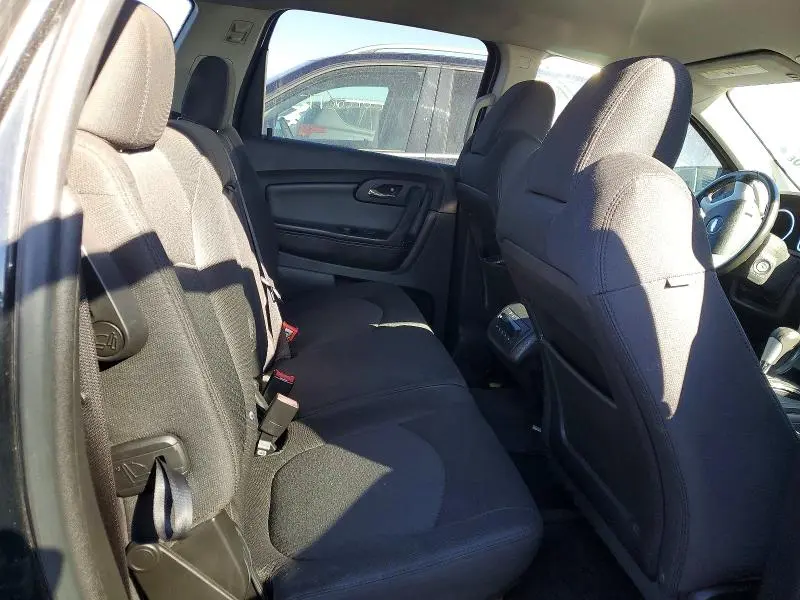 2010 CHEVROLET TRAVERSE LT  