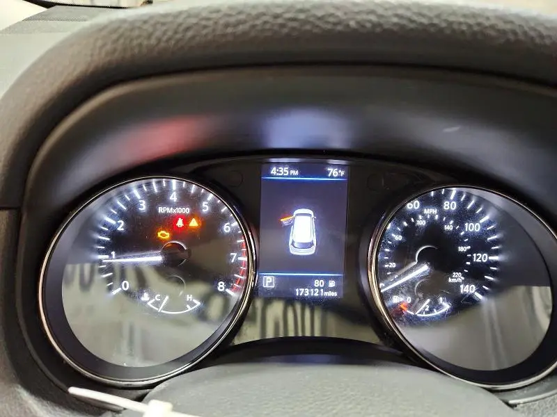 2018 NISSAN ROGUE SV  