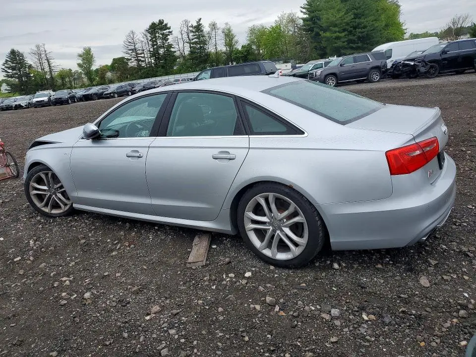 2015 AUDI S6   