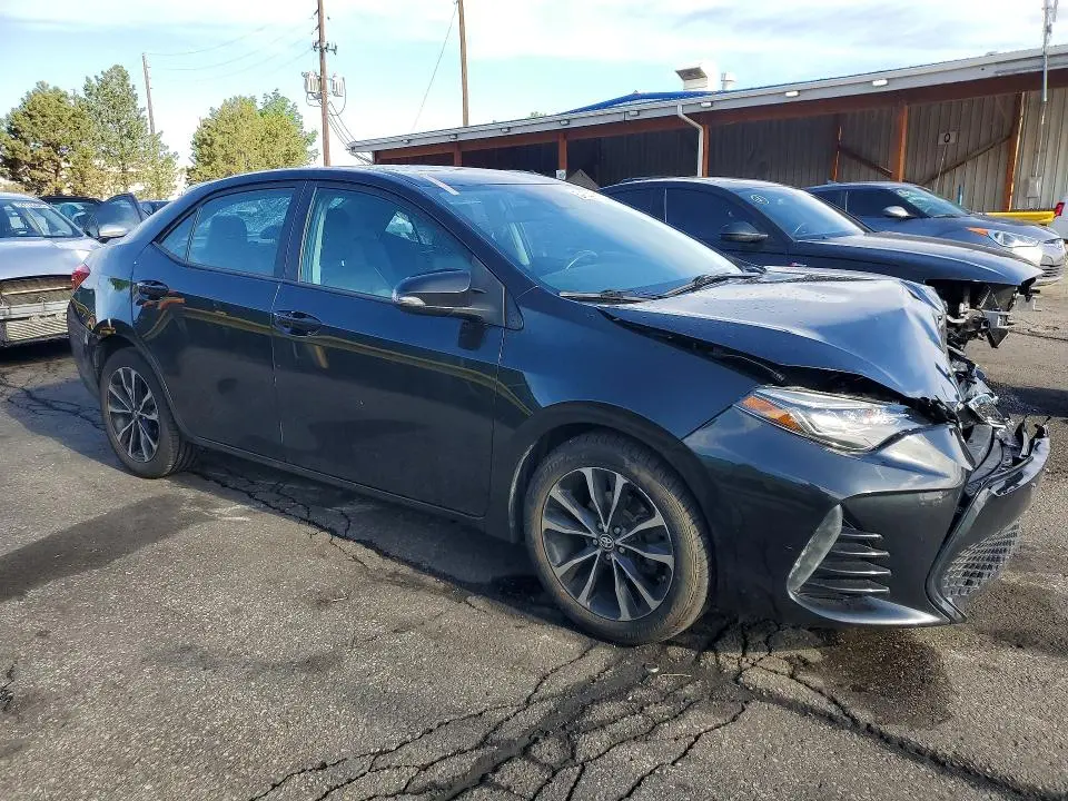 2018 TOYOTA COROLLA SE  