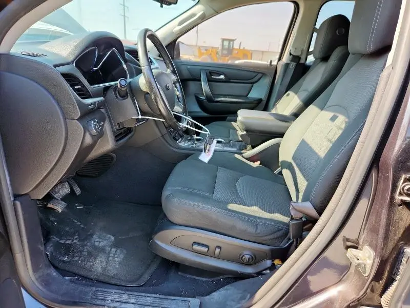 2015 CHEVROLET TRAVERSE LT  