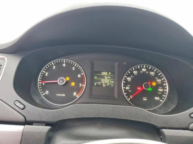 2013 VOLKSWAGEN JETTA SEL  