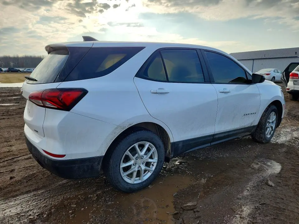 2023 CHEVROLET EQUINOX LS  