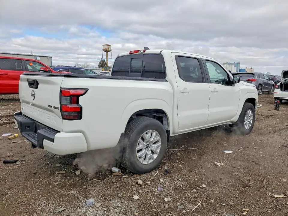 2022 NISSAN FRONTIER SV  