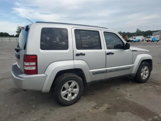 2010 JEEP LIBERTY SPORT  