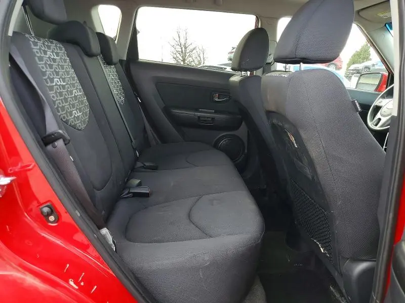 2010 KIA SOUL +  