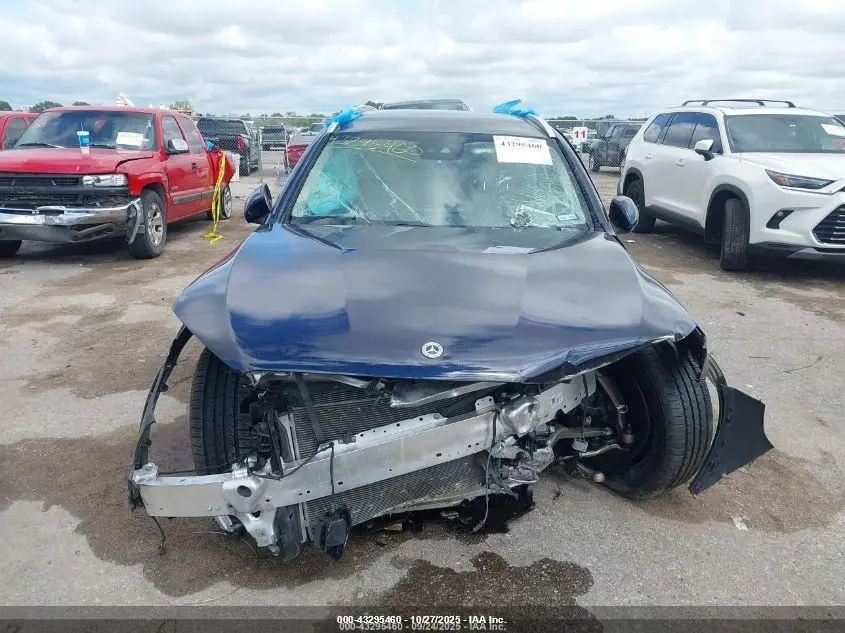 2022 MERCEDES-BENZ GLC 300 SUV