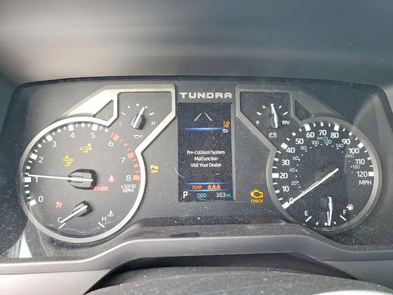 2026 TOYOTA TUNDRA SR5  