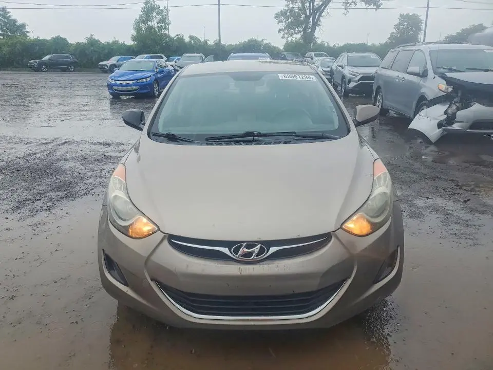 2011 HYUNDAI ELANTRA GLS  