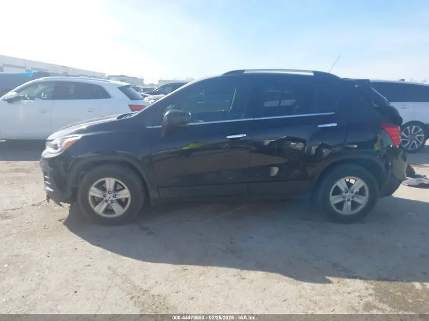 2020 CHEVROLET TRAX FWD LT