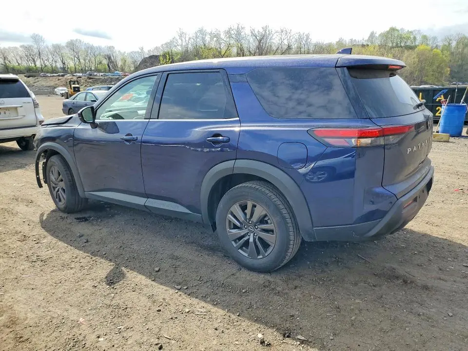 2022 NISSAN PATHFINDER S  
