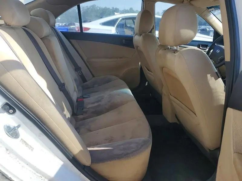 2010 HYUNDAI SONATA GLS  