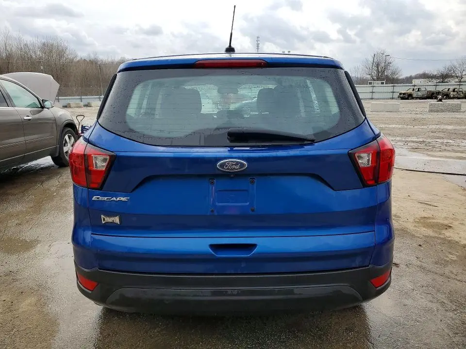 2019 FORD ESCAPE S  