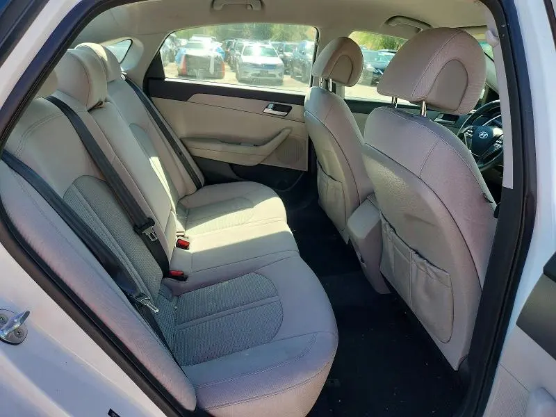 2016 HYUNDAI SONATA SE  