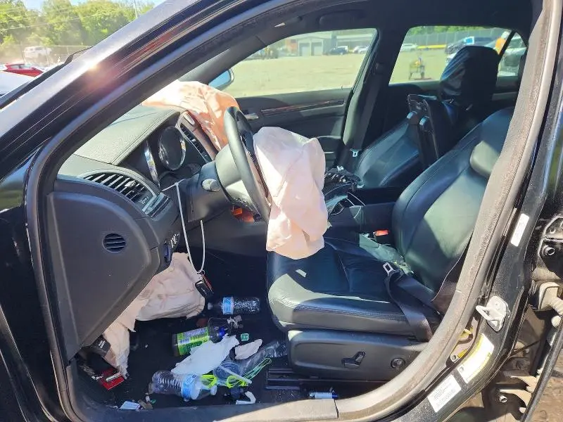 2014 CHRYSLER 300   
