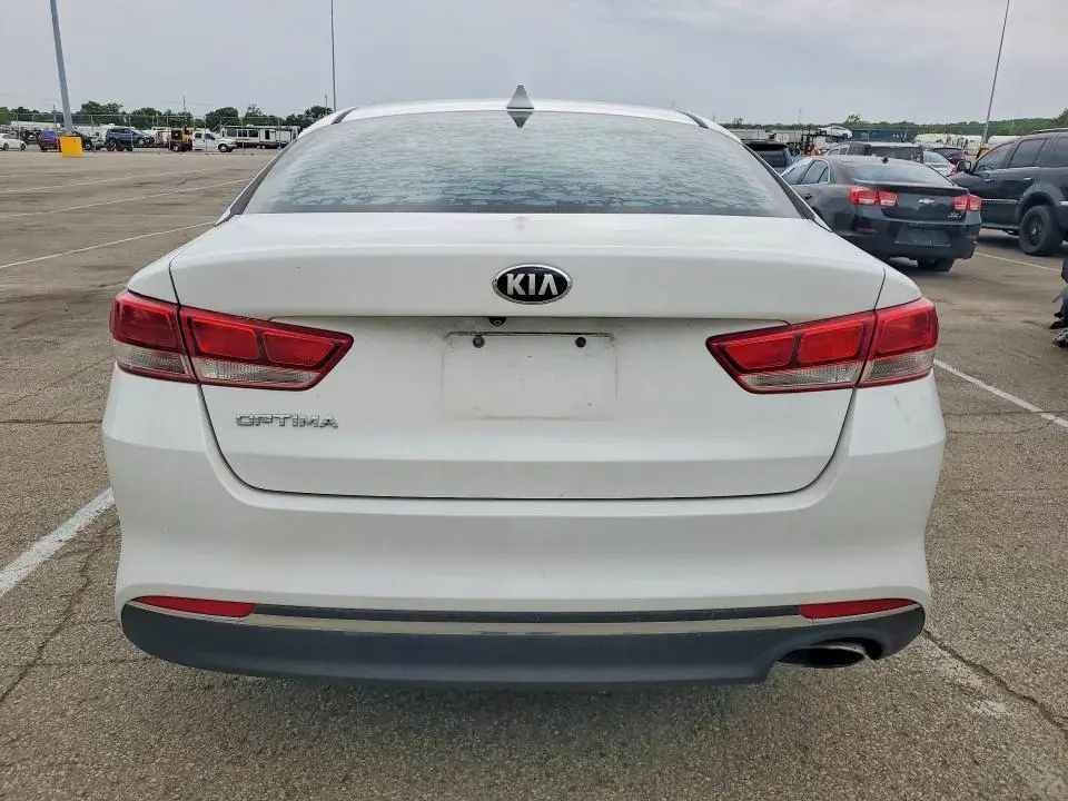 2017 KIA OPTIMA LX  