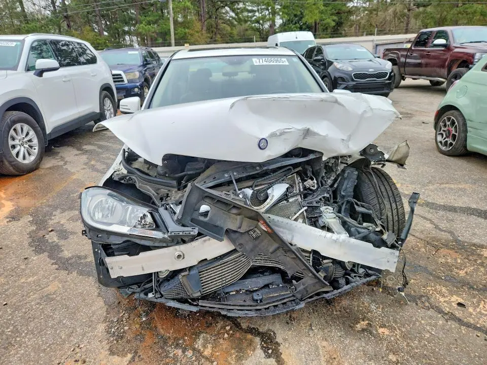 2013 MERCEDES-BENZ C 250  