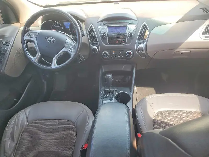 2011 HYUNDAI TUCSON GLS  
