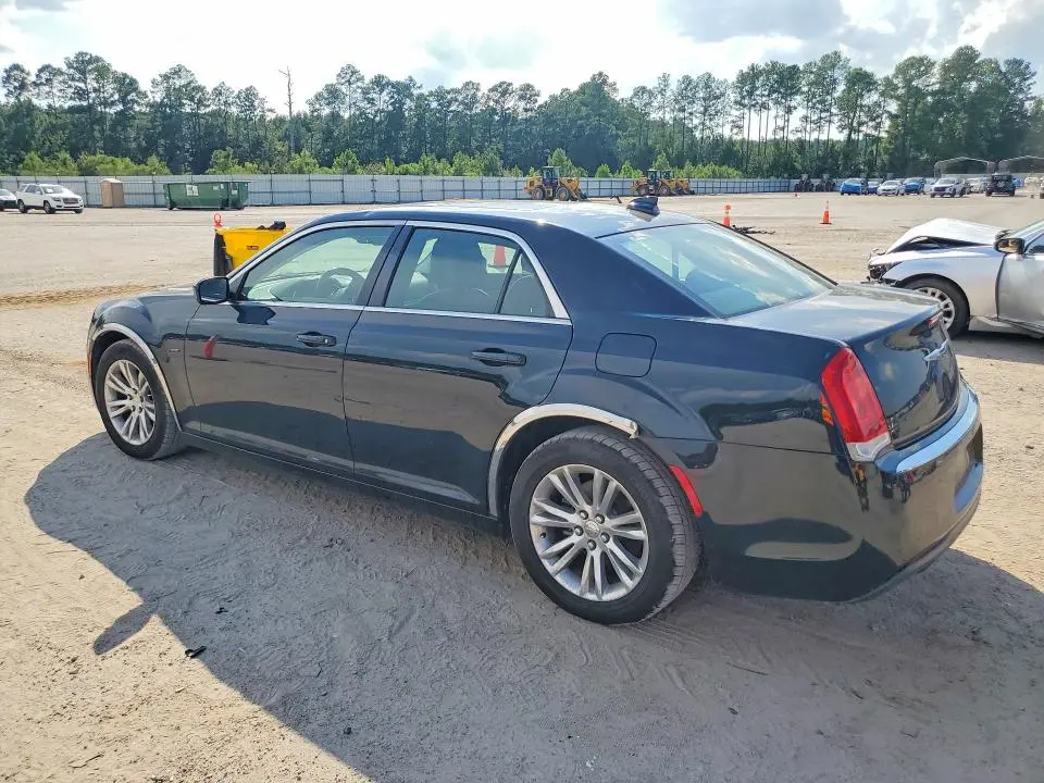 2017 CHRYSLER 300 LIMITED  