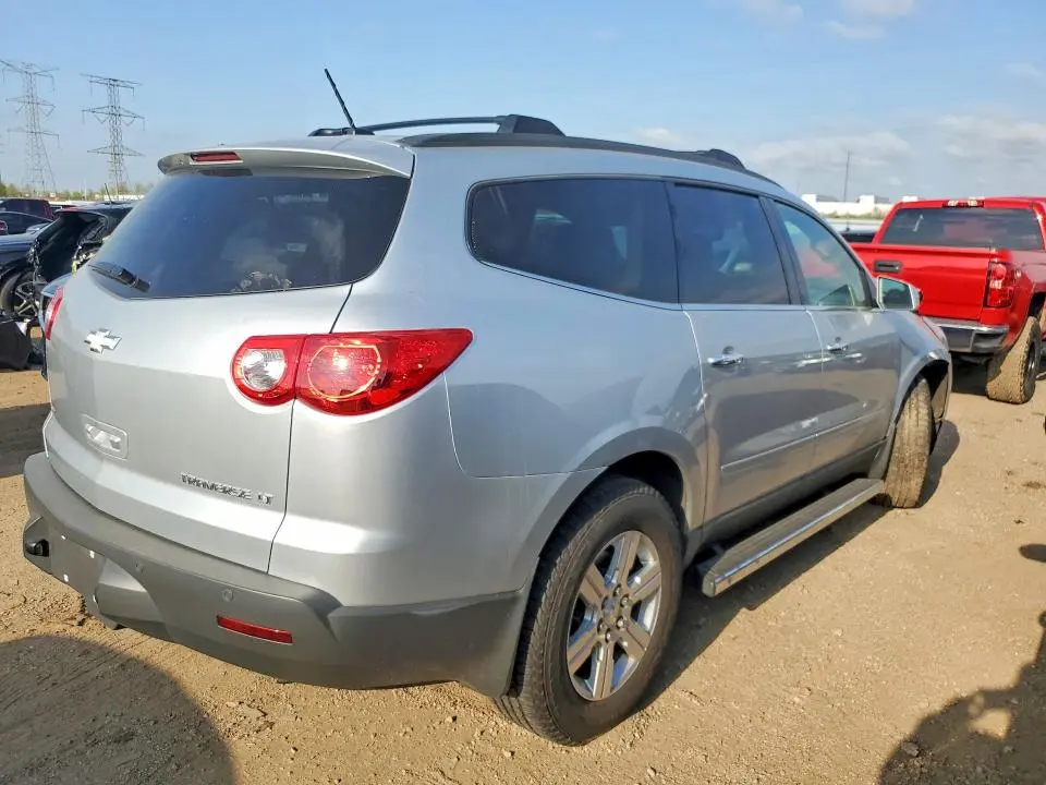2012 CHEVROLET TRAVERSE LT  