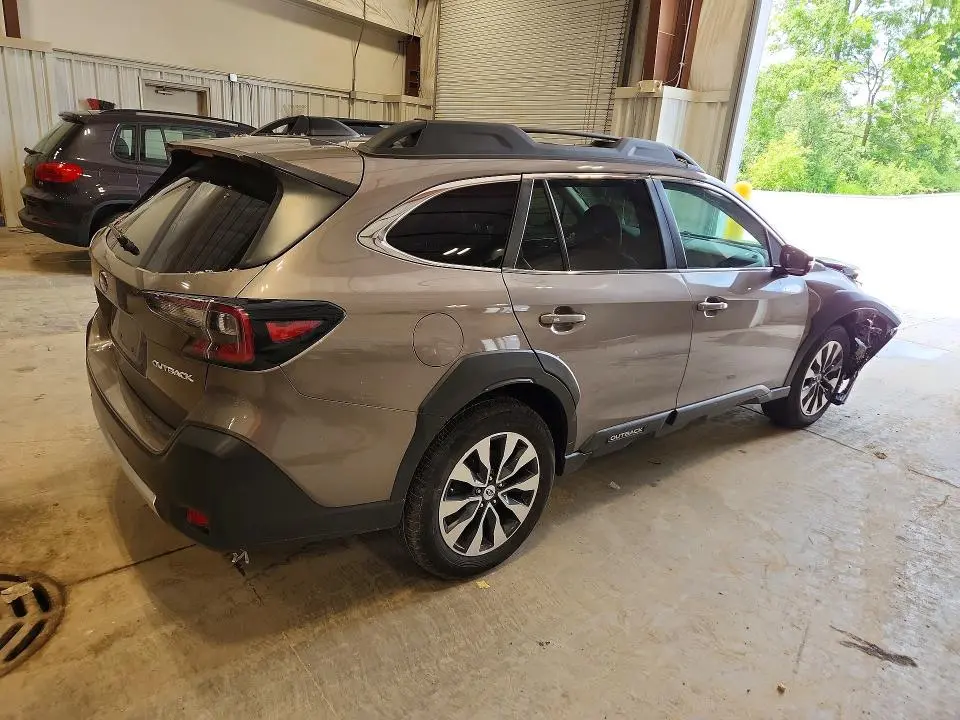 2023 SUBARU OUTBACK LIMITED  