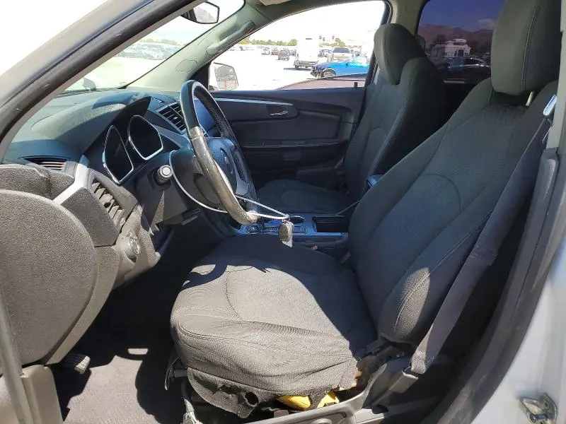 2012 CHEVROLET TRAVERSE LT  