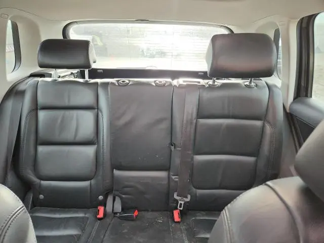 2011 VOLKSWAGEN TIGUAN S  