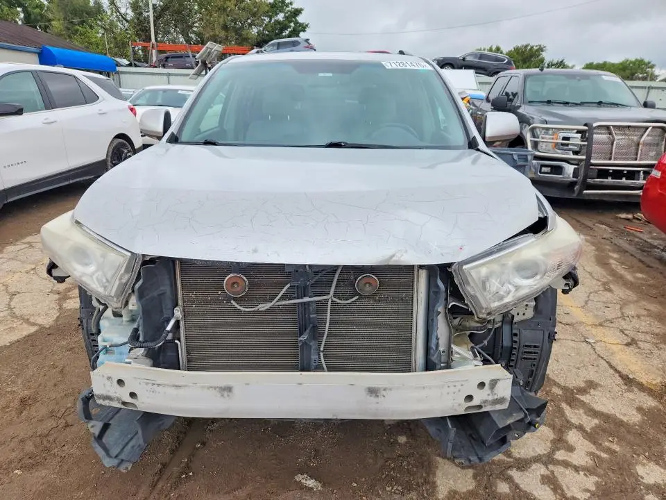 2011 TOYOTA HIGHLANDER LIMITED  