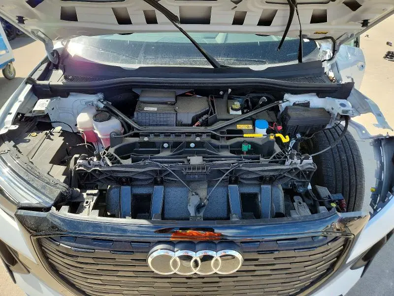 2024 AUDI Q4 E-TRON PREMIUM  