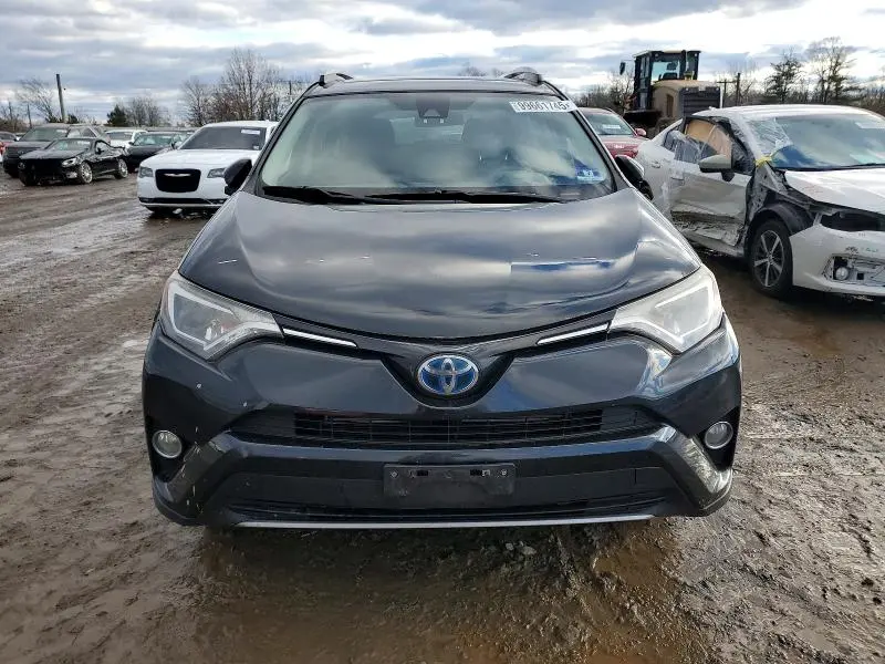 2017 TOYOTA RAV4 HV LE  