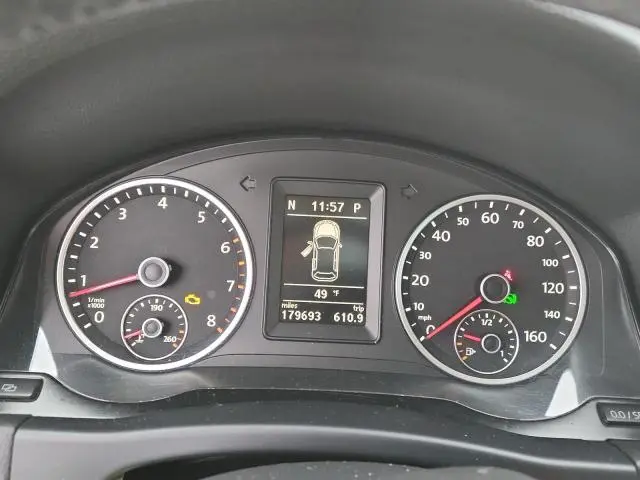 2012 VOLKSWAGEN TIGUAN S  