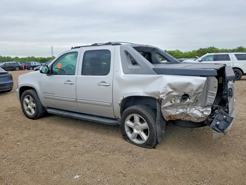 2011 CHEVROLET AVALANCHE LT  