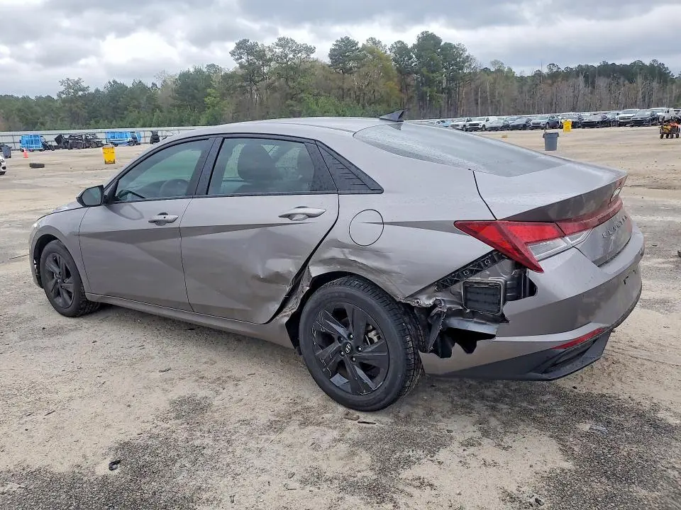2023 HYUNDAI ELANTRA   