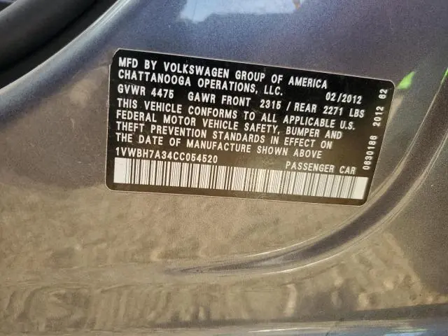 2012 VOLKSWAGEN PASSAT SE